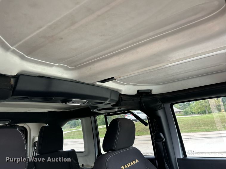 image for item EK3424 2013 Jeep Wrangler Unlimited Sahara SUV