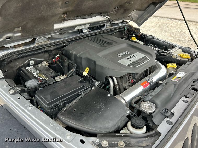 image for item EK3424 2013 Jeep Wrangler Unlimited Sahara SUV