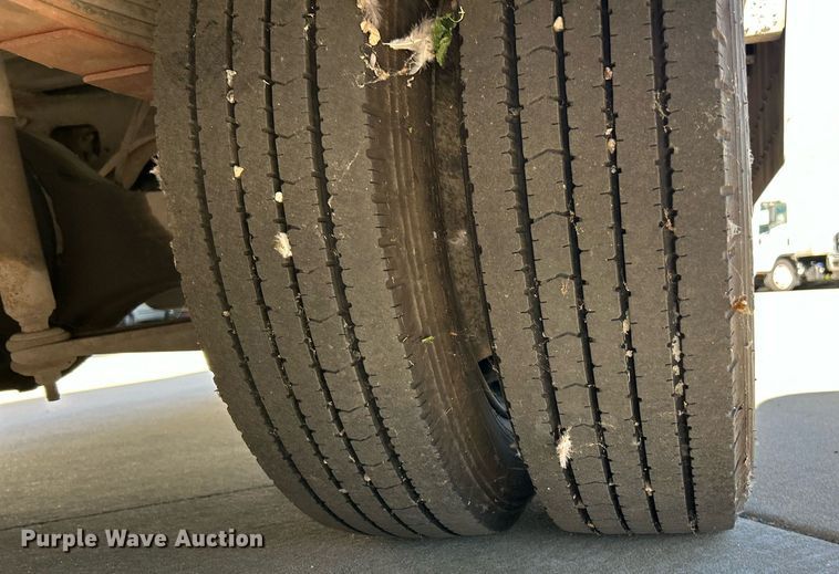 image for item EK3434 2004 Freightliner MT45 delivery van