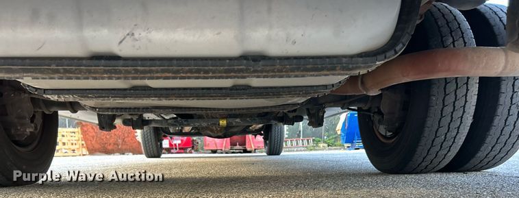 image for item EK3457 2017 Ford E450 Super Duty utility van