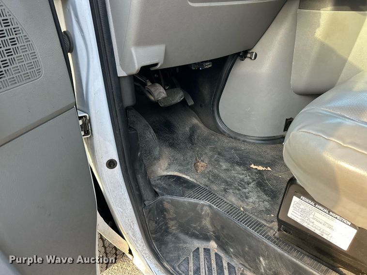 image for item EK3457 2017 Ford E450 Super Duty utility van