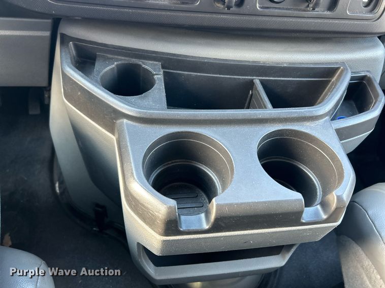 image for item EK3457 2017 Ford E450 Super Duty utility van