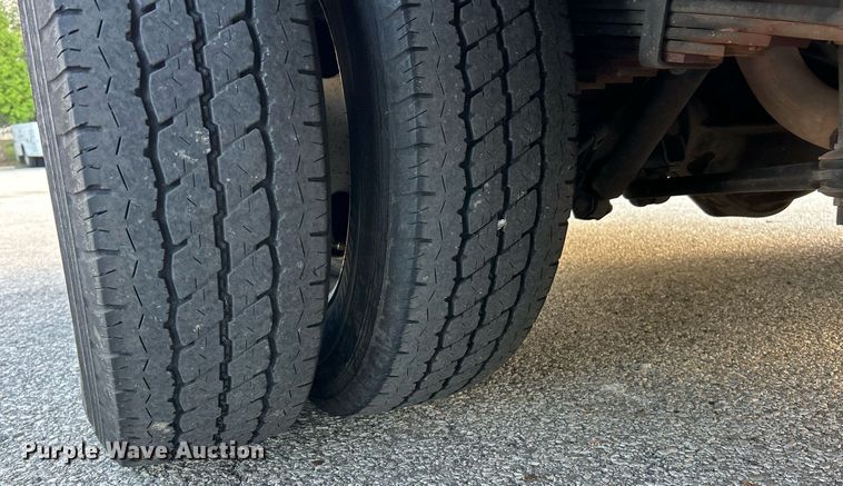 image for item EK3457 2017 Ford E450 Super Duty utility van