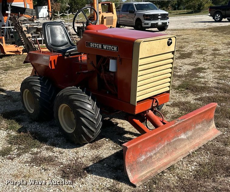 image for item EN0038 1978 Ditch witch  2200 trencher