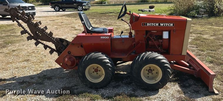 image for item EN0038 1978 Ditch witch  2200 trencher