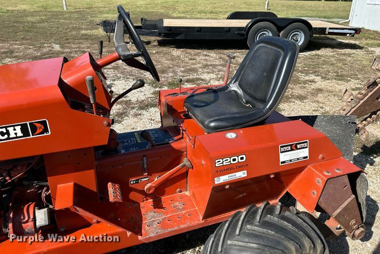 image for item EN0038 1978 Ditch witch  2200 trencher