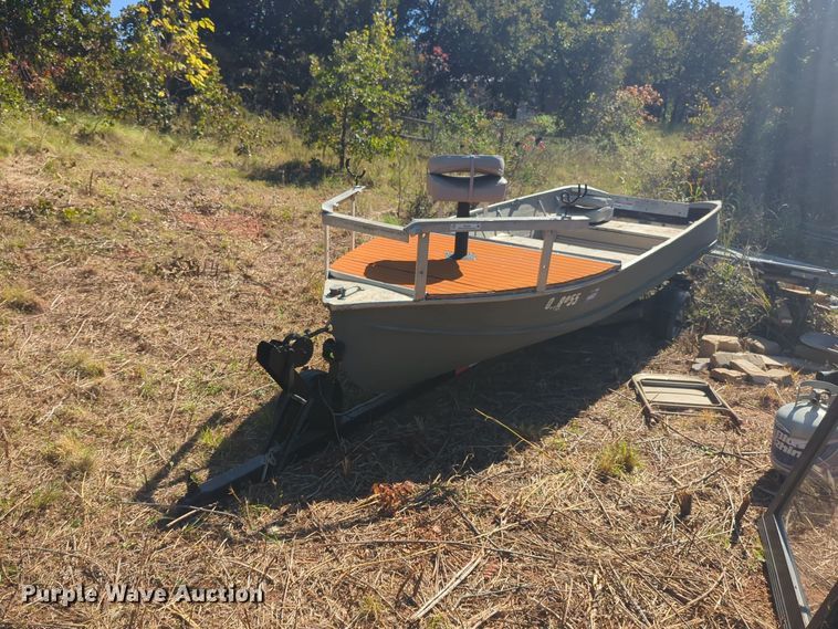 image for item EQ2200 1960 Rili boat