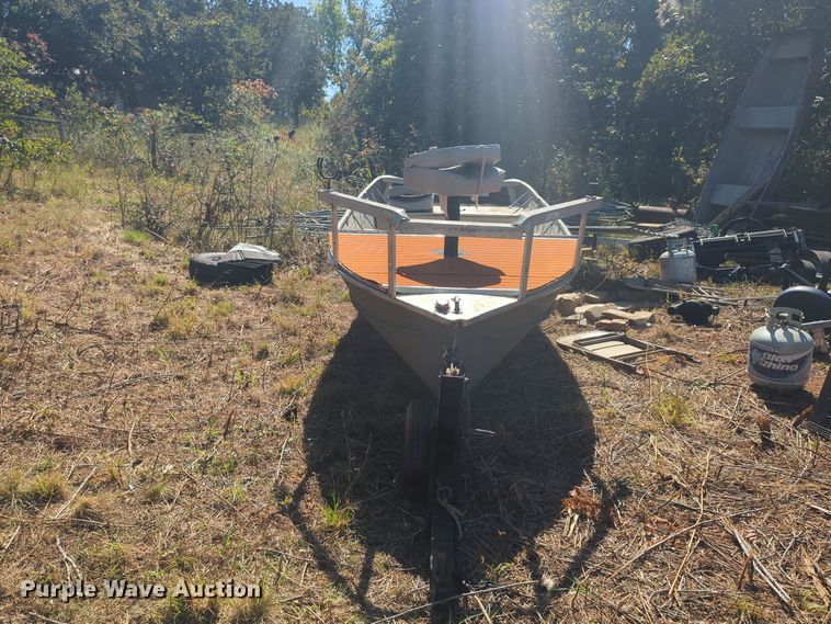 image for item EQ2200 1960 Rili boat