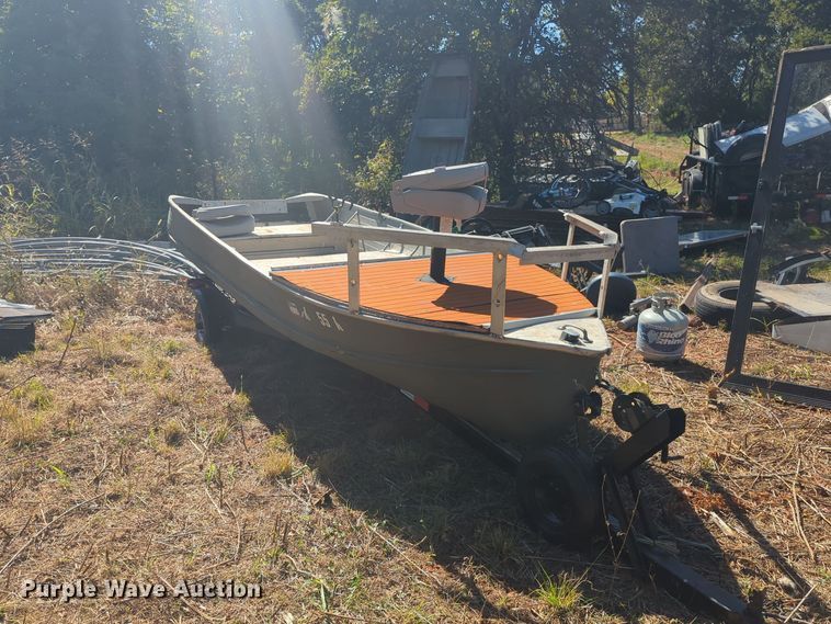 image for item EQ2200 1960 Rili boat