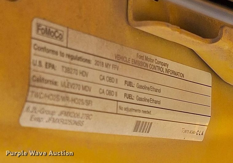 image for item EQ2214 2018 Ford F350 Super Duty utility bed pickup truck