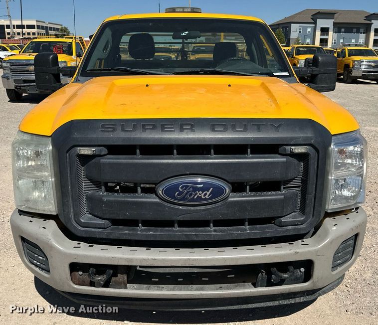 image for item EQ2217 2015 Ford F350 Super Duty utility bed pickup truck