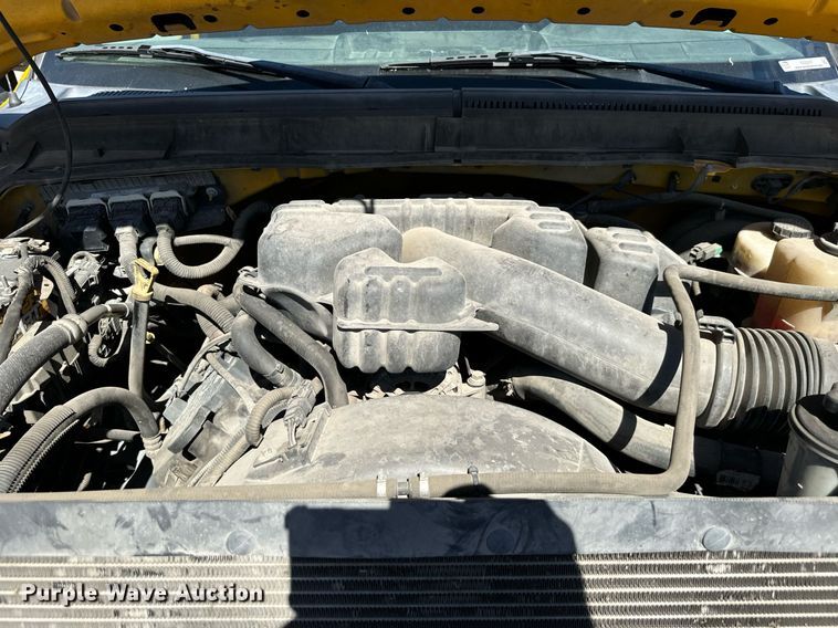 image for item EQ2217 2015 Ford F350 Super Duty utility bed pickup truck