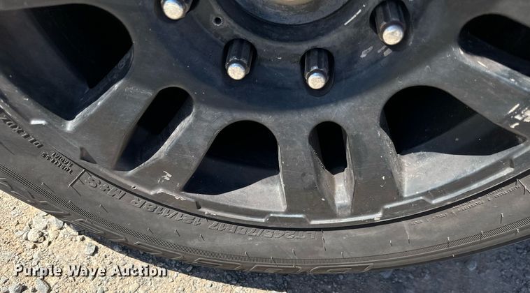 image for item EQ2217 2015 Ford F350 Super Duty utility bed pickup truck