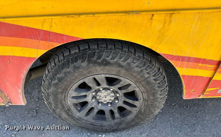 image for item EQ2217 2015 Ford F350 Super Duty utility bed pickup truck