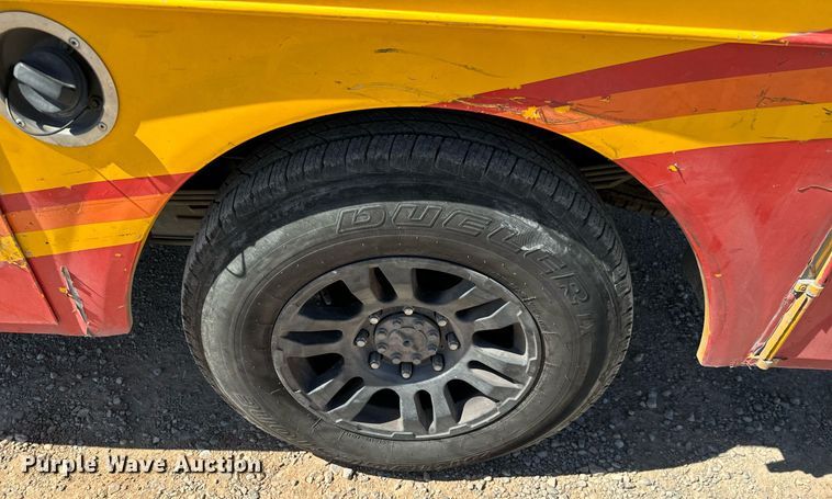 image for item EQ2217 2015 Ford F350 Super Duty utility bed pickup truck