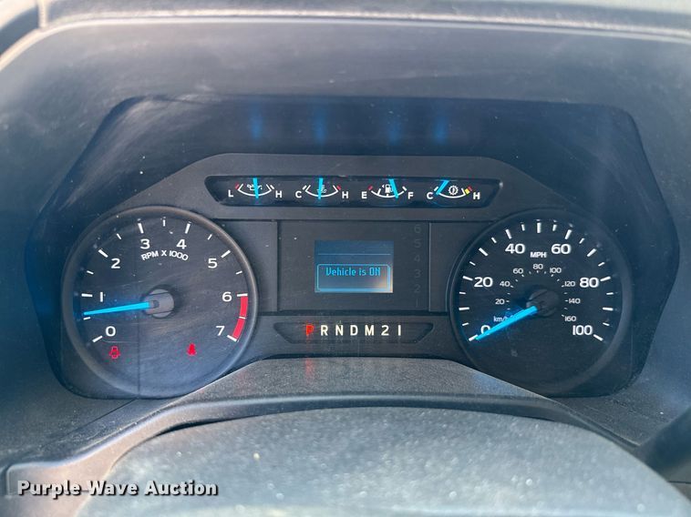 image for item EQ2222 2017 Ford F350 Super Duty utility bed pickup truck