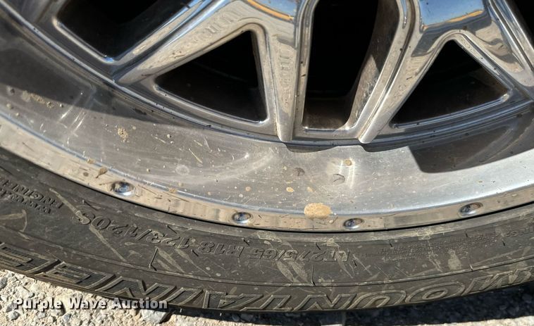 image for item EQ2222 2017 Ford F350 Super Duty utility bed pickup truck