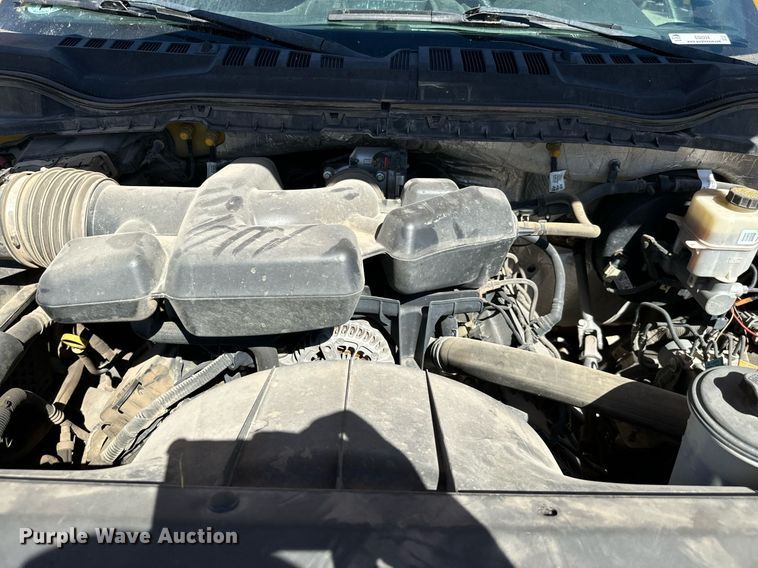 image for item EQ2224 2018 Ford F350 Super Duty utility bed pickup truck