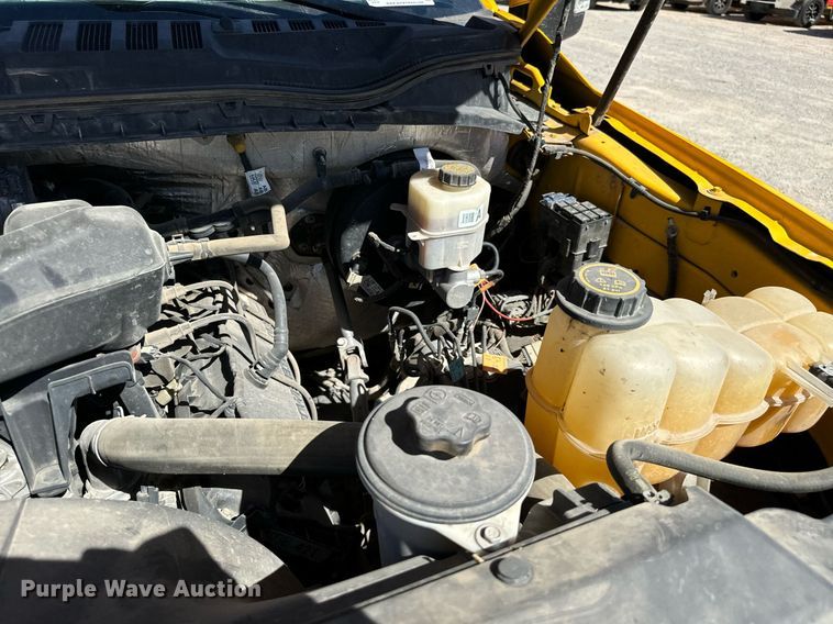 image for item EQ2224 2018 Ford F350 Super Duty utility bed pickup truck