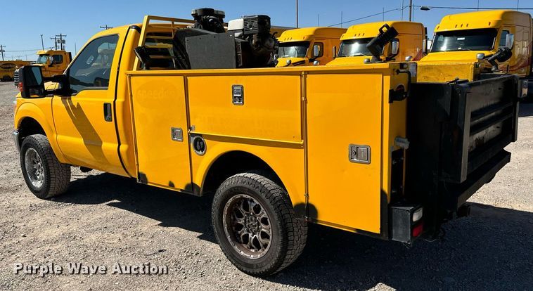 image for item EQ2225 2015 Ford F350 Super Duty utility bed pickup truck