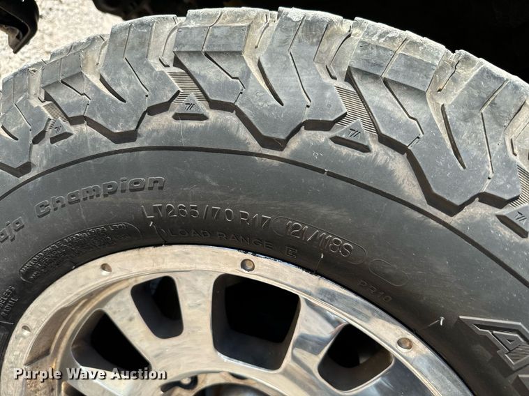 image for item EQ2226 2015 Ford F350 Super Duty utility bed pickup truck