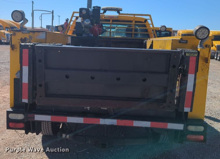 image for item EQ2230 2015 Ford F350 Super Duty utility bed pickup truck