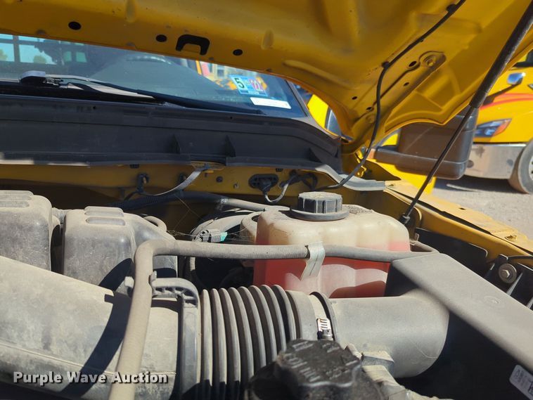 image for item EQ2230 2015 Ford F350 Super Duty utility bed pickup truck