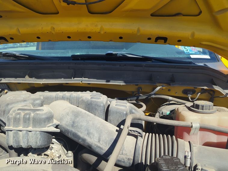 image for item EQ2230 2015 Ford F350 Super Duty utility bed pickup truck