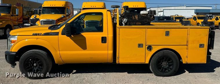 image for item EQ2233 2015 Ford F350 Super Duty utility bed pickup truck