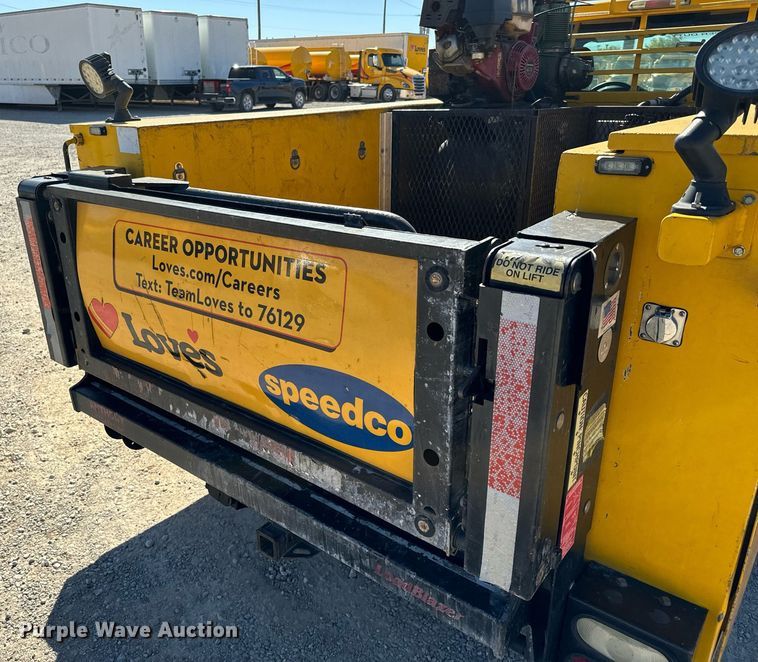 image for item EQ2233 2015 Ford F350 Super Duty utility bed pickup truck