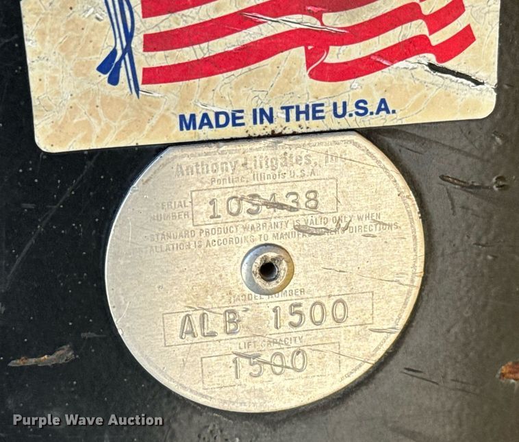 image for item EQ2233 2015 Ford F350 Super Duty utility bed pickup truck