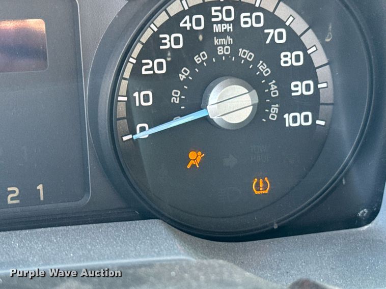 image for item EQ2233 2015 Ford F350 Super Duty utility bed pickup truck