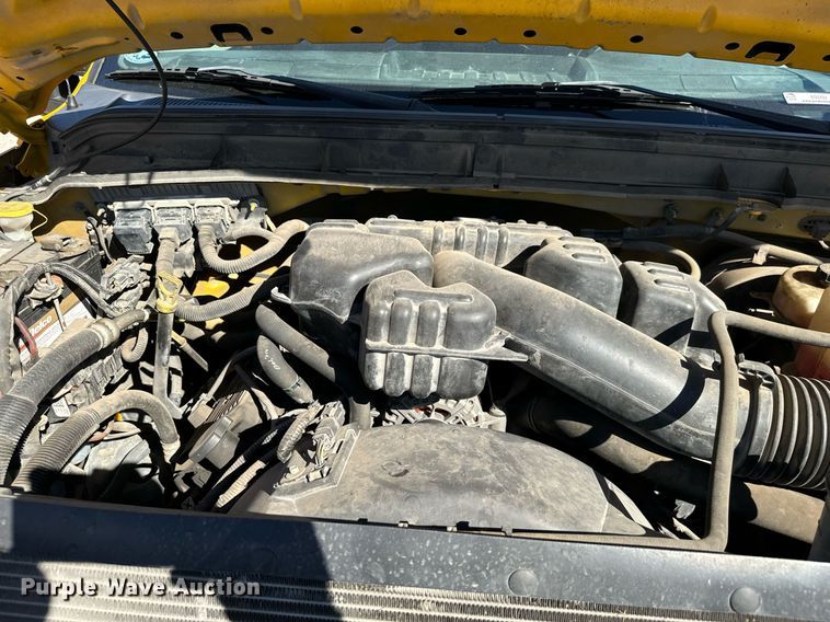 image for item EQ2233 2015 Ford F350 Super Duty utility bed pickup truck