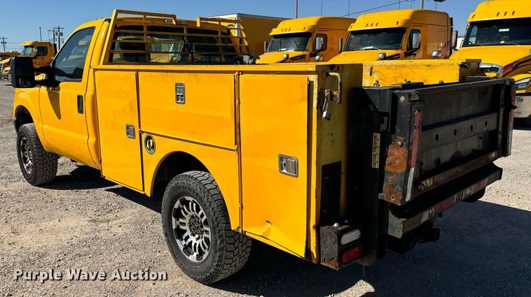 image for item EQ2234 2015 Ford F350 Super Duty utility bed pickup truck