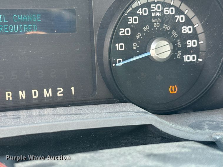 image for item EQ2234 2015 Ford F350 Super Duty utility bed pickup truck