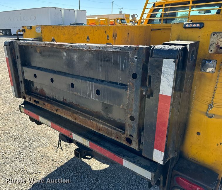 image for item EQ2236 2015 Ford F350 Super Duty utility bed pickup truck