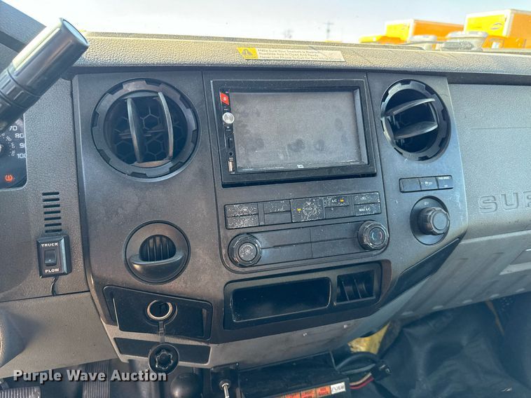 image for item EQ2236 2015 Ford F350 Super Duty utility bed pickup truck