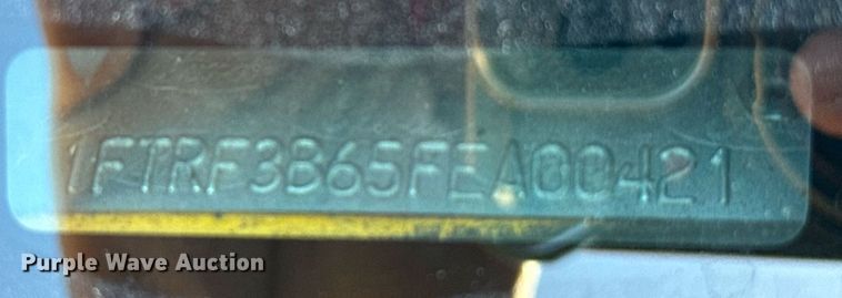 image for item EQ2236 2015 Ford F350 Super Duty utility bed pickup truck