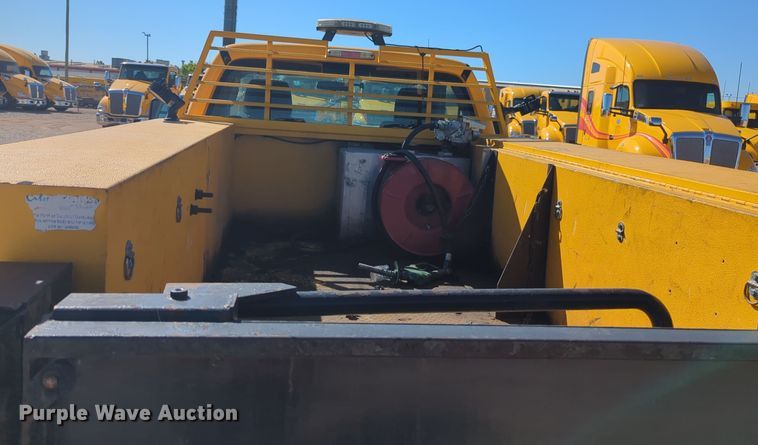 image for item EQ2238 2015 Ford F350 Super Duty utility bed pickup truck