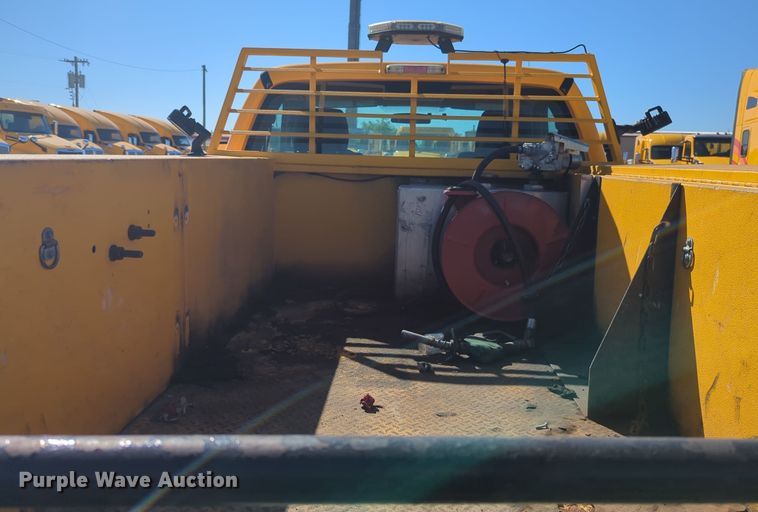 image for item EQ2238 2015 Ford F350 Super Duty utility bed pickup truck