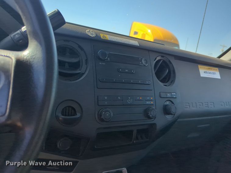 image for item EQ2238 2015 Ford F350 Super Duty utility bed pickup truck