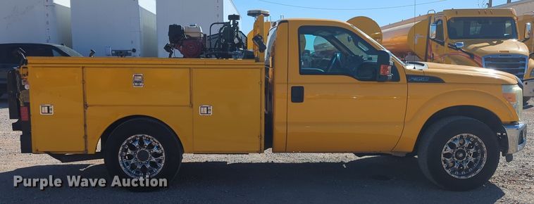 image for item EQ2240 2015 Ford F350 Super Duty utility bed pickup truck