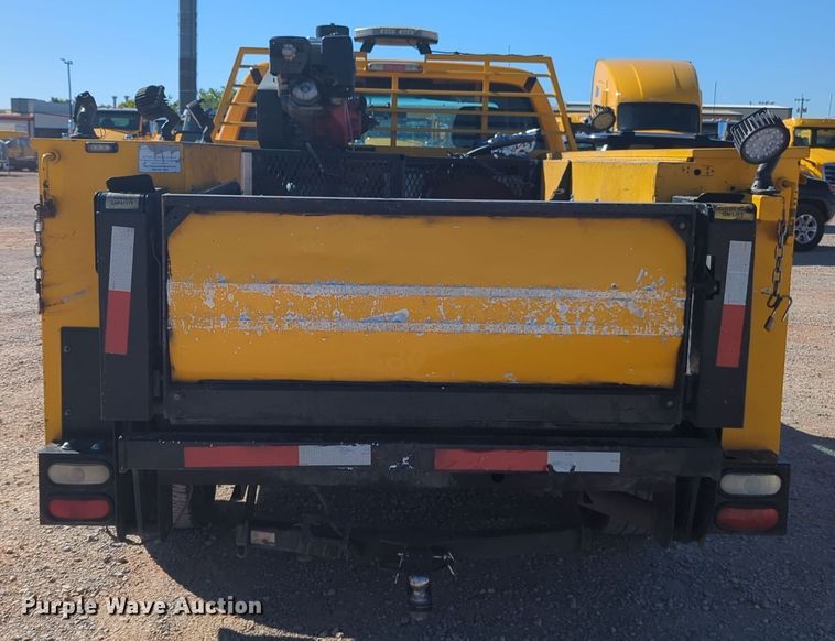 image for item EQ2240 2015 Ford F350 Super Duty utility bed pickup truck