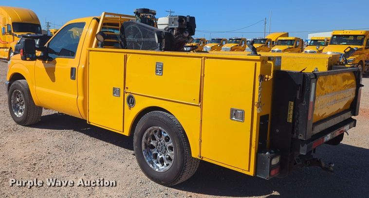 image for item EQ2240 2015 Ford F350 Super Duty utility bed pickup truck