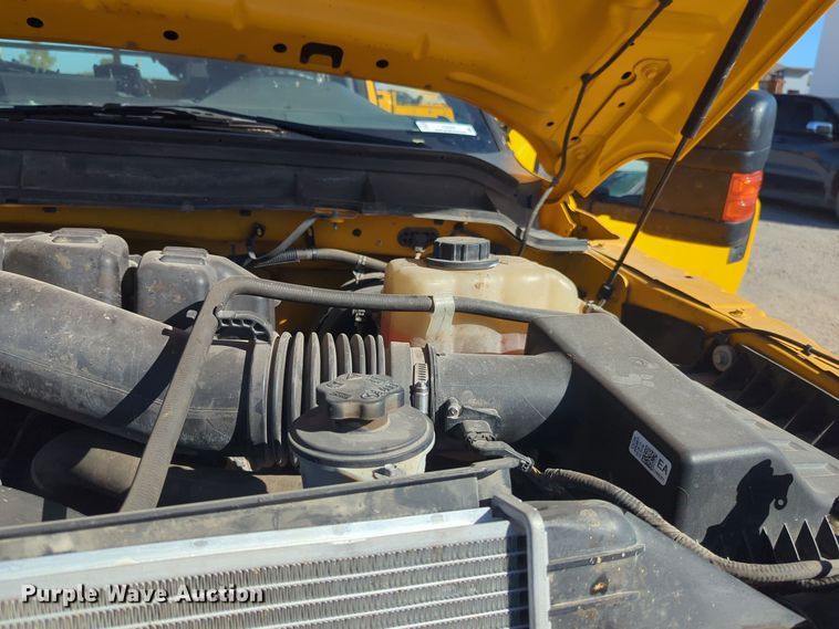 image for item EQ2240 2015 Ford F350 Super Duty utility bed pickup truck