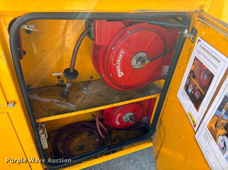 image for item EQ2242 2020 Ford F350 Super Duty utility bed pickup truck