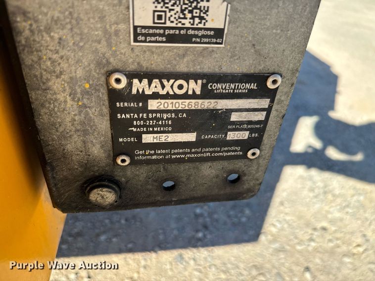 image for item EQ2242 2020 Ford F350 Super Duty utility bed pickup truck