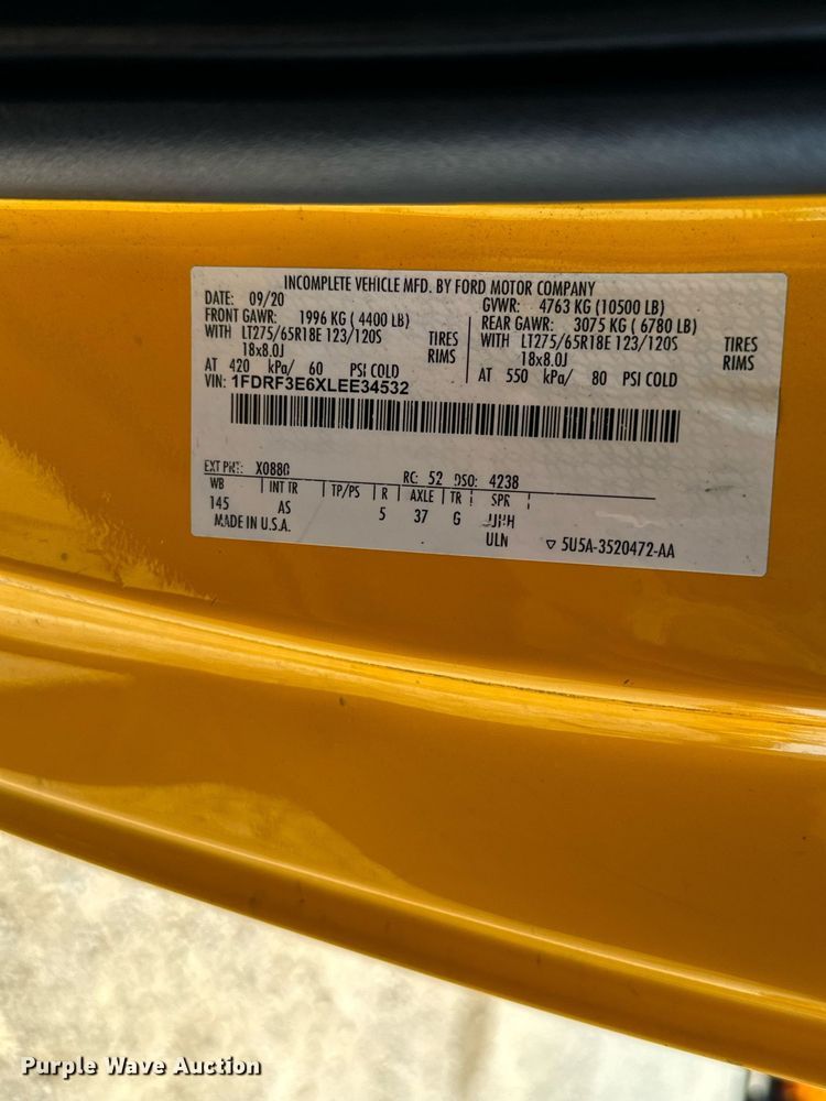 image for item EQ2242 2020 Ford F350 Super Duty utility bed pickup truck