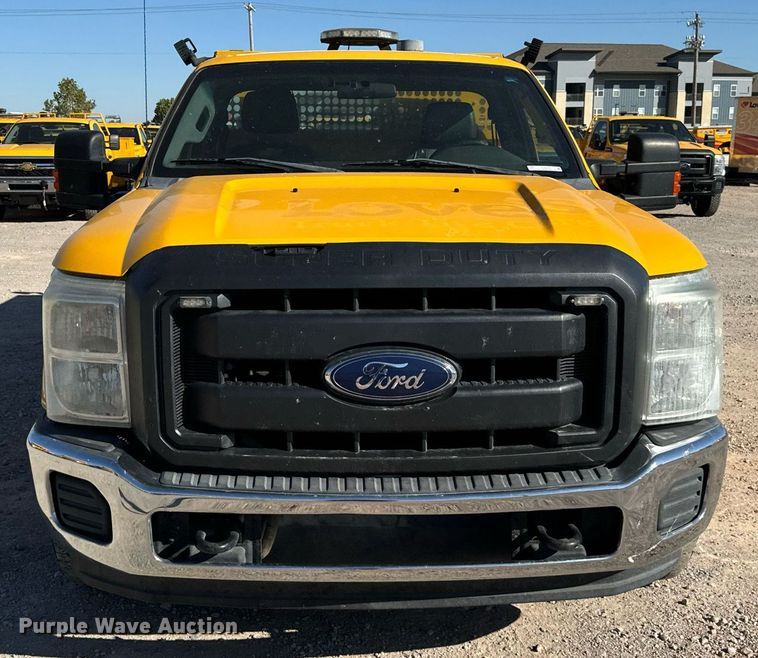 image for item EQ2244 2016 Ford F350 Super Duty utility bed pickup truck