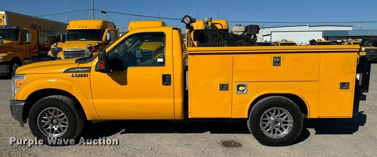 image for item EQ2244 2016 Ford F350 Super Duty utility bed pickup truck